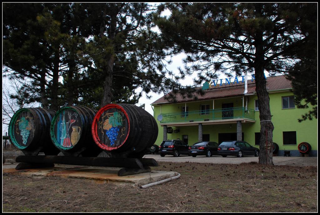 Penzion U Tomcalu Terezín Εξωτερικό φωτογραφία