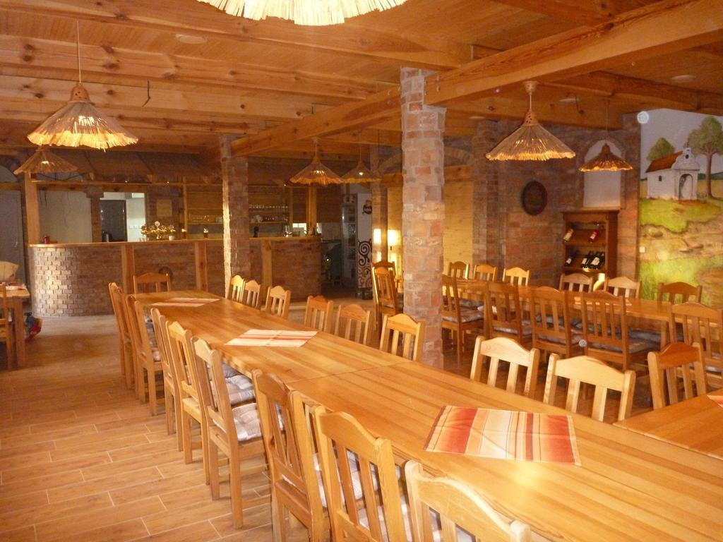 Penzion U Tomcalu Terezín Εξωτερικό φωτογραφία